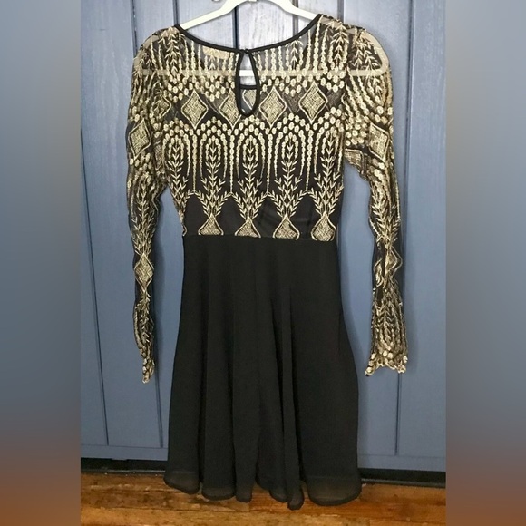 Black Gold Party Dress Juniors Small Whimsigoth Goth Witch Core NEEDS REPAIR - Picture 4 of 5